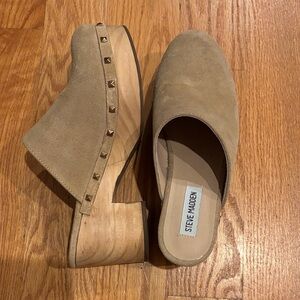 Steve Madden Tan Studded Block Heel Mules